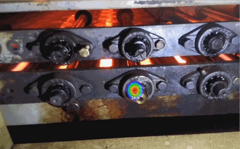 FOTRIC AC53 声像叠加示意：旋转设备轴承部位声学热图与光学画面对齐，用于预防性维护点检